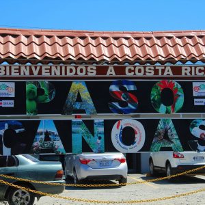Centro de Compras en Golfito con Oportunidades Únicas